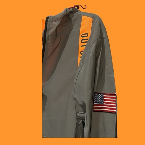 Bleecker & Mercer NWT Premium Collection Neon Orange Windbreaker - Picture 4 of 7